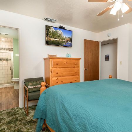 Cedar Mountain Lodge 奥克赫斯特 外观 照片